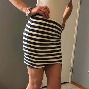 Ladies mini skirt